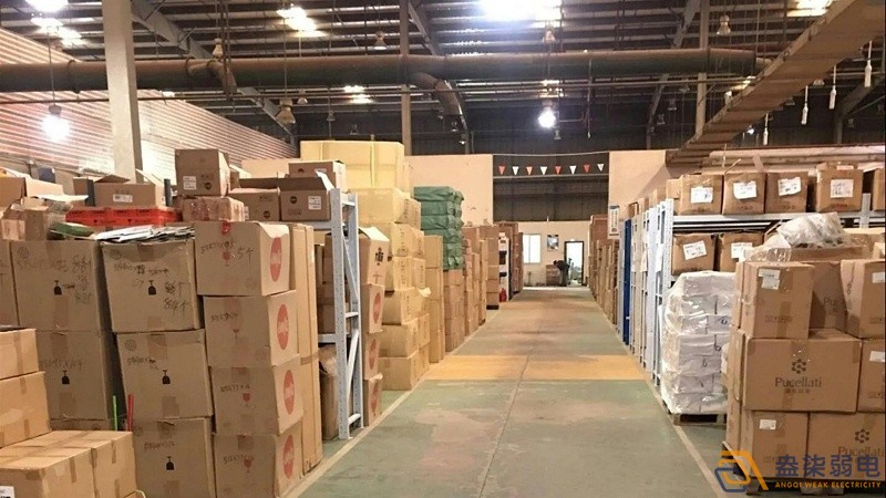 车间RFID门禁如何控制叉车通过