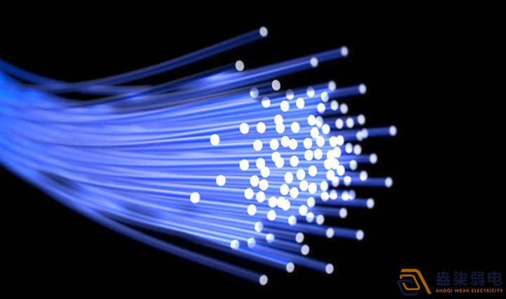 AGV全电动无人堆高车选购时要注意的要点