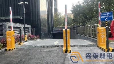 车牌识别安防系统基础采购设备？