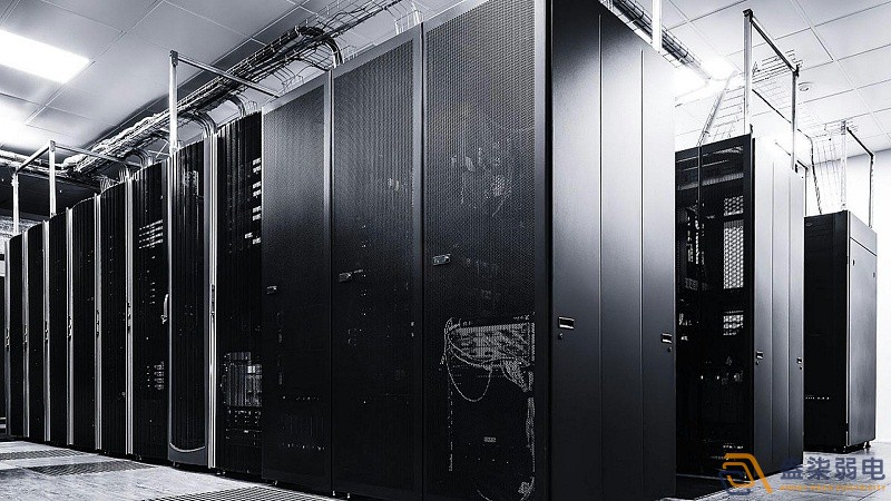 如何通过动环监控实现机房无人值守？