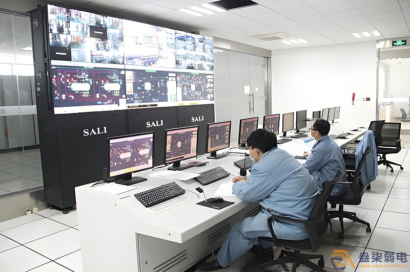 智能化工厂的中控室什么样的？