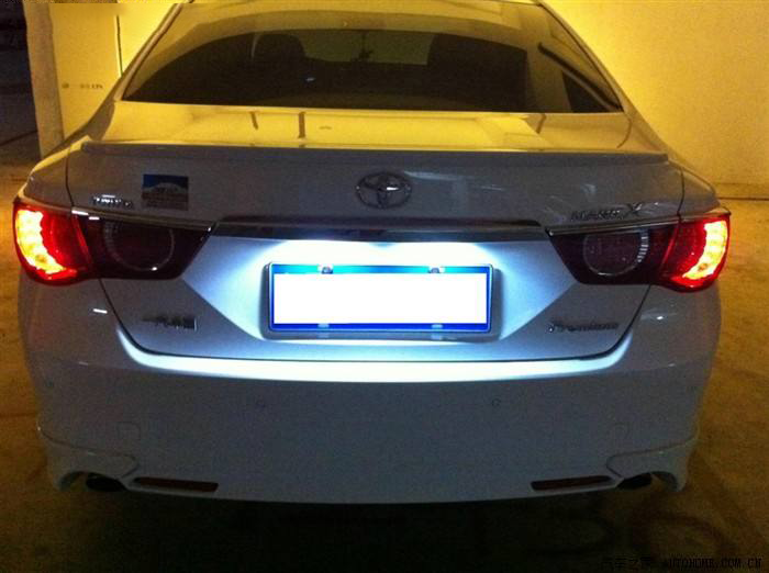 夜晚间，车牌识别反光发白怎么办？