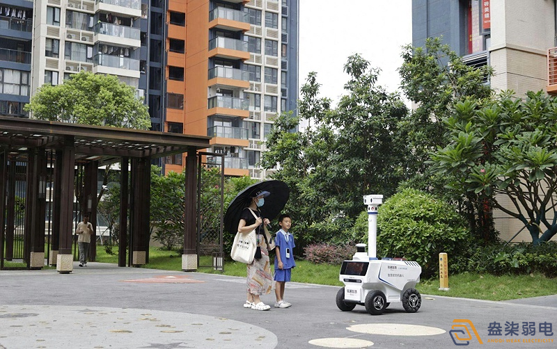 老旧小区电梯加装监控和电瓶车识别