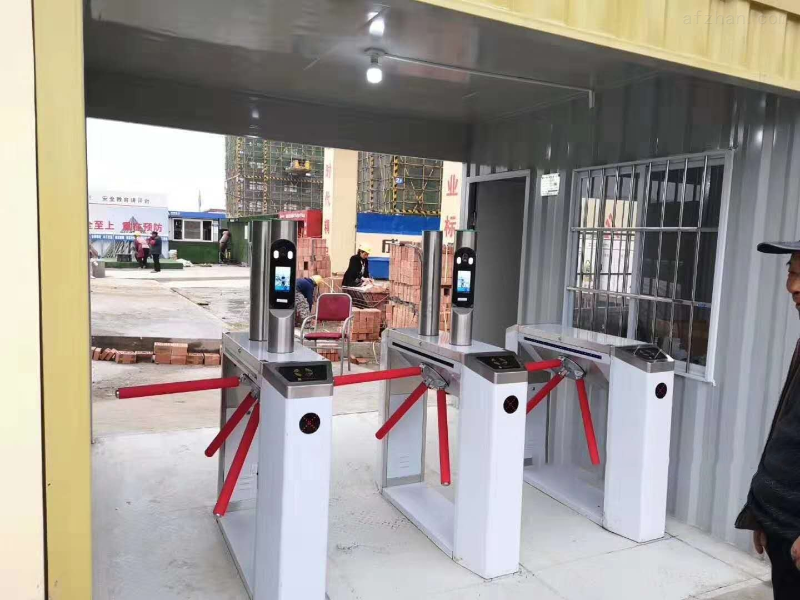 人行通道三辊闸使用优点？