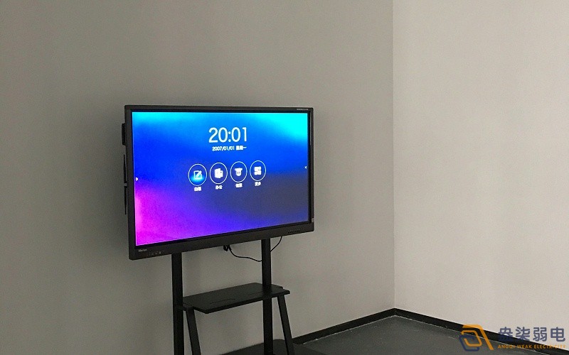 如何选购适合自己的会议平板一体机？