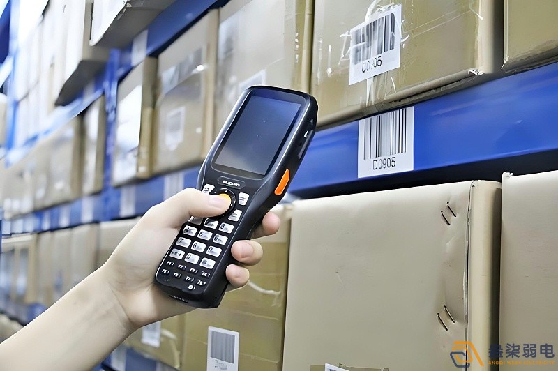 扫码手持终端提升物资管理效率