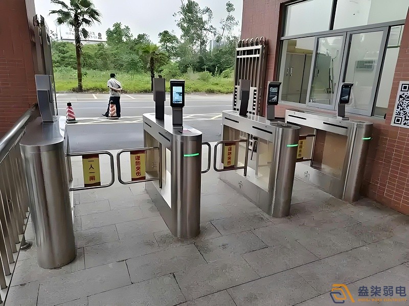 工厂进出门禁如何变得有效率？