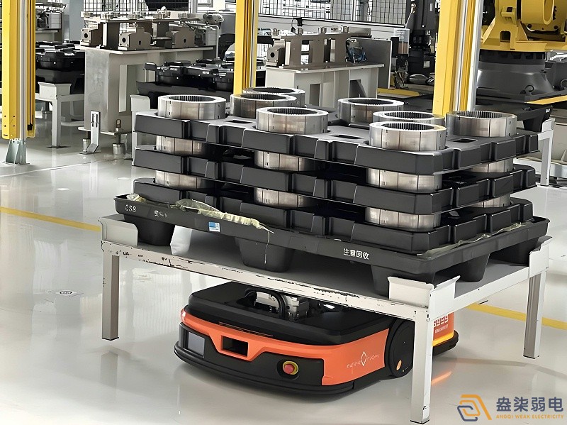 AGV无人叉车你的24小时智能搬运工